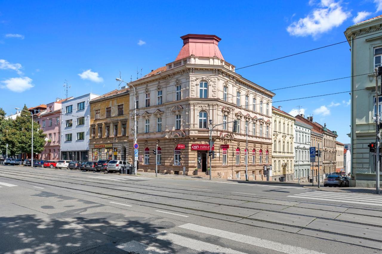 Residence Stefanikova Rose Brno Luaran gambar